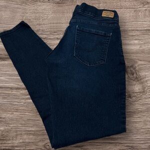 Levi’s Totally Shaping Pull-on Gold Label Jeans Size 10 L